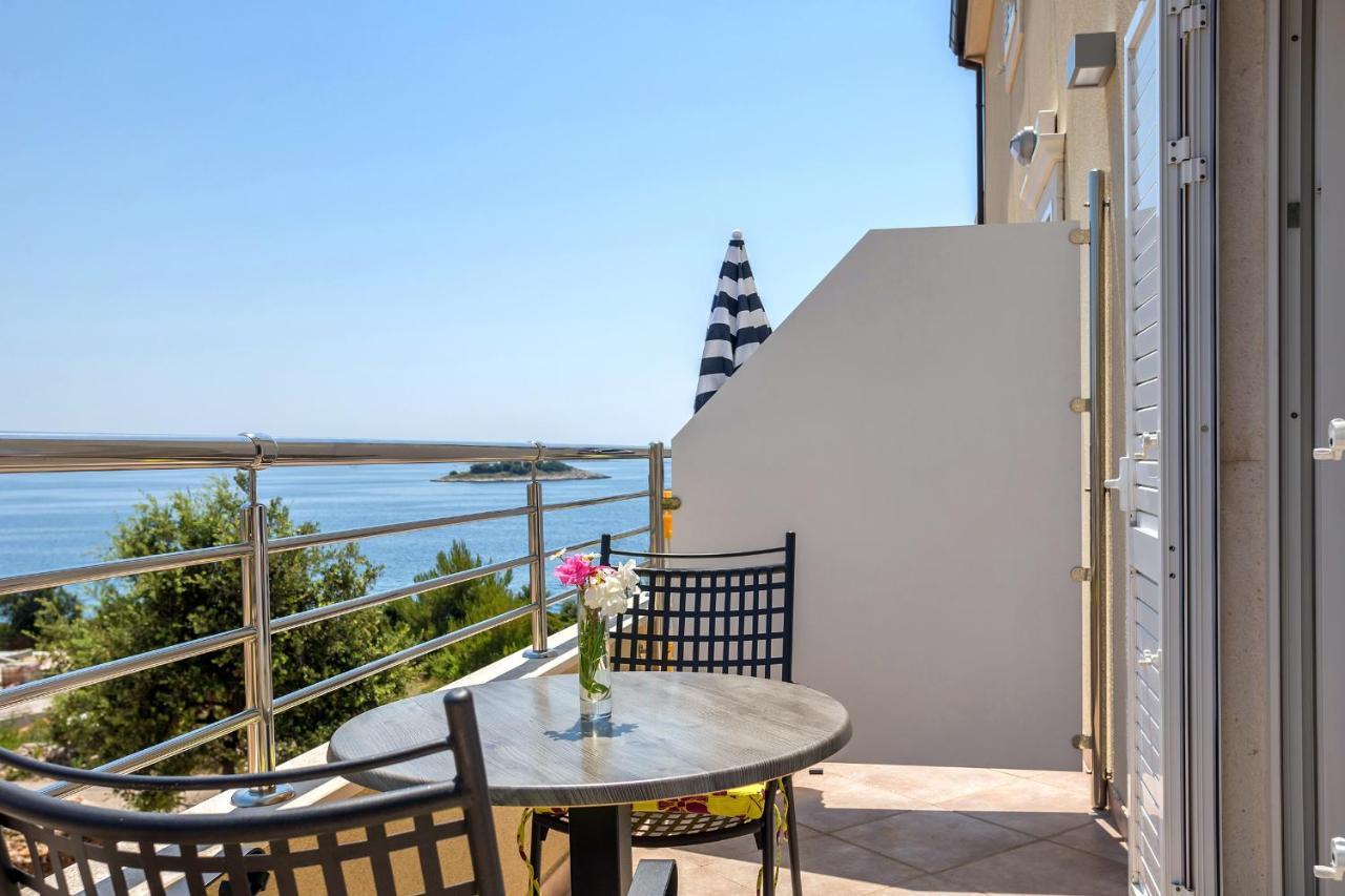Apartments And Rooms With Parking Space Rogoznica - 10339 מראה חיצוני תמונה