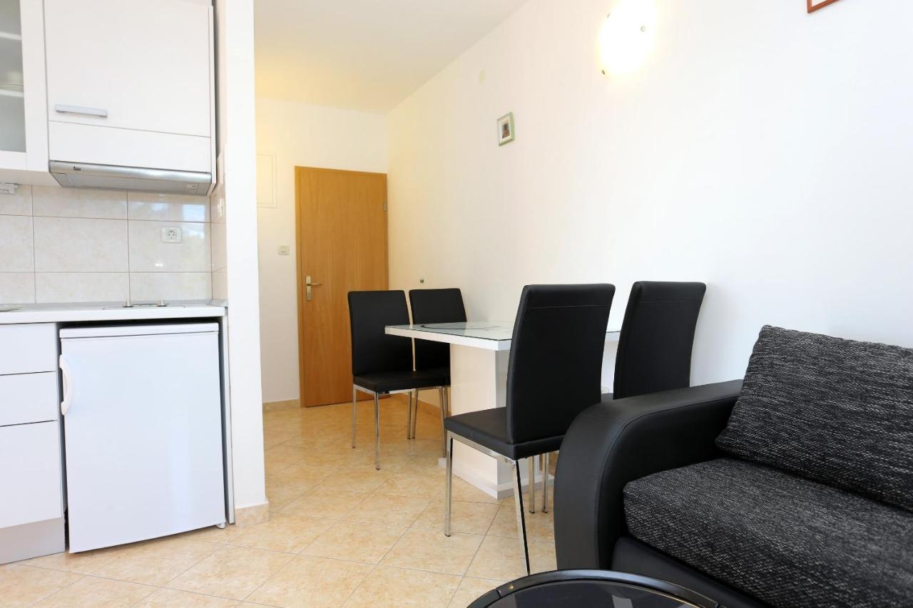 Apartments And Rooms With Parking Space Rogoznica - 10339 מראה חיצוני תמונה
