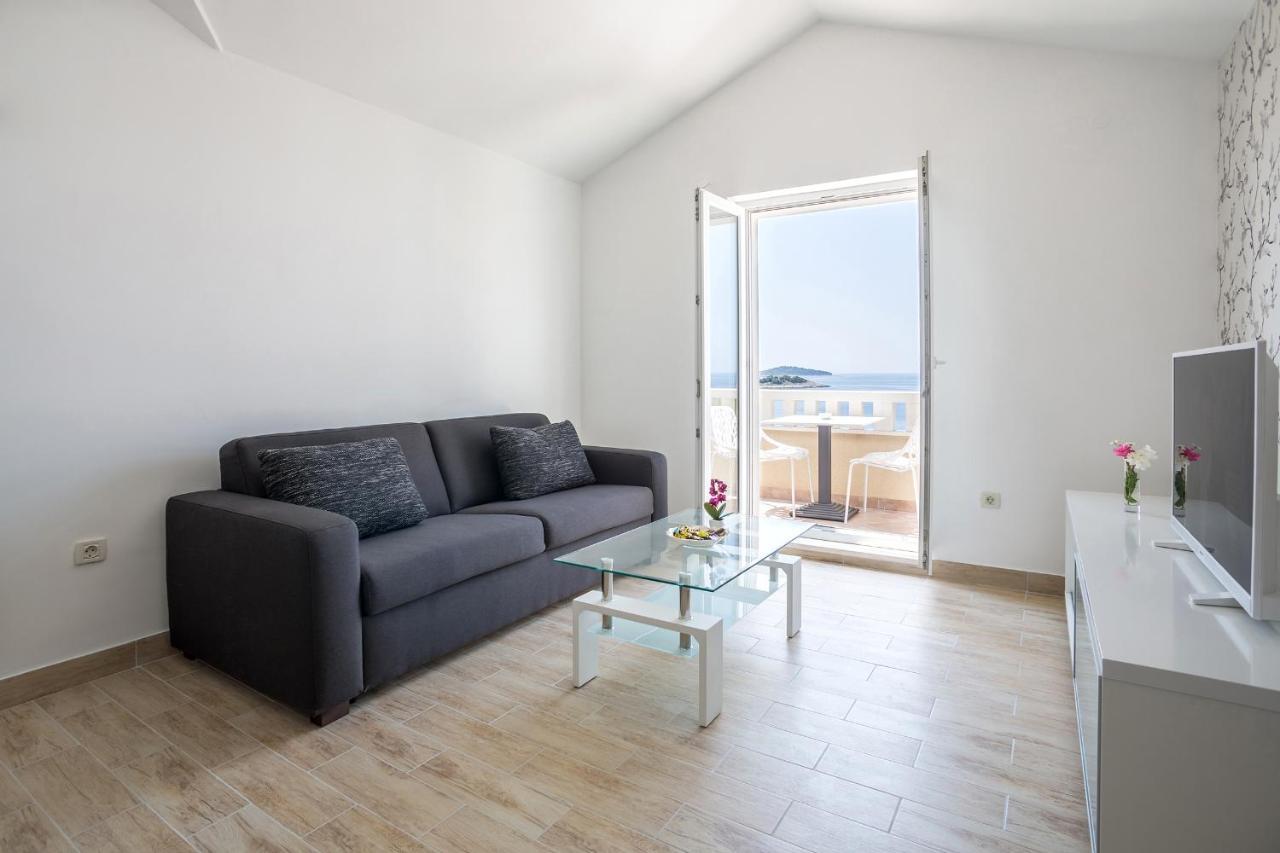 Apartments And Rooms With Parking Space Rogoznica - 10339 מראה חיצוני תמונה