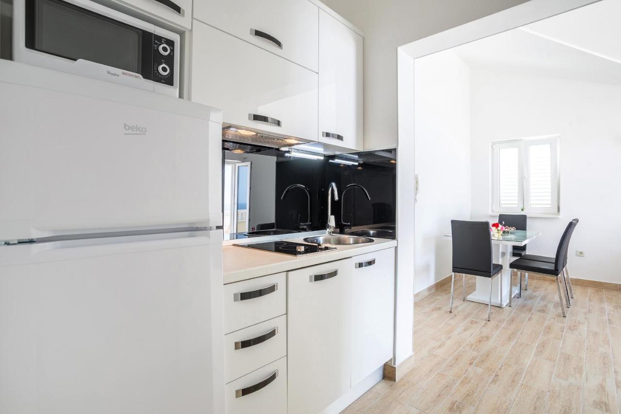 Apartments And Rooms With Parking Space Rogoznica - 10339 מראה חיצוני תמונה